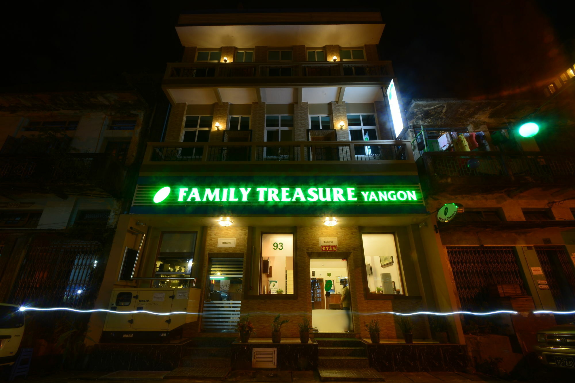 מלון Family Treasure יאנגון מראה חיצוני תמונה